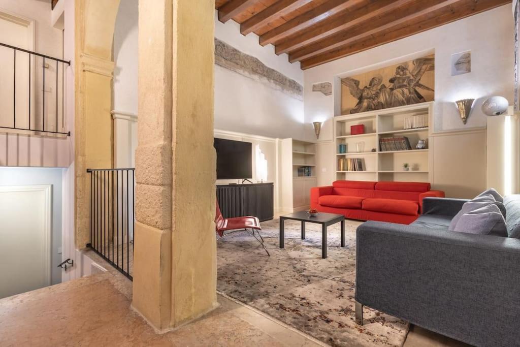 Residenza Angels @Piazzadelleerbe Apartment Verona Exterior photo